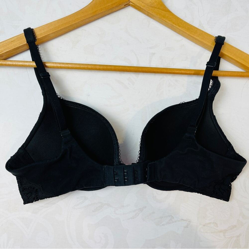 Victoria's Secret Black Lace Push-up Bra Size 34B - Picture 7 of 10